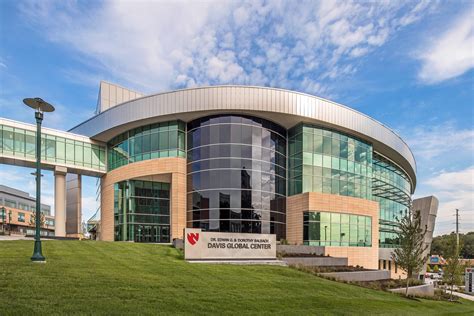 The Ronald McDonald House, for families of pediatric patients, is located close to the Nebraska Medical Center campus and is also available by special arrangement. . Nebraska medical center